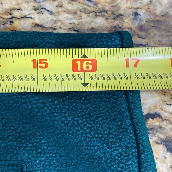 ❤️Last Chance Chico’s Emerald Color High Waisted Slim Fit Pants Size 8 - Picture 7 of 9